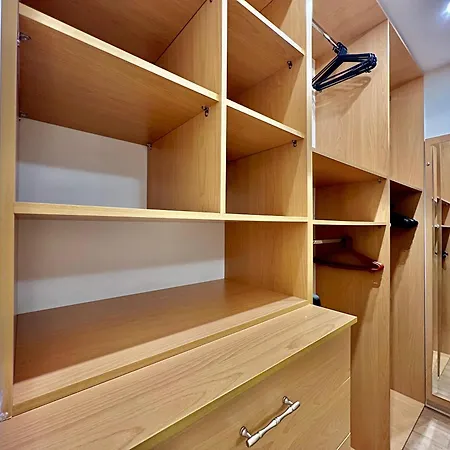 House Apartment *